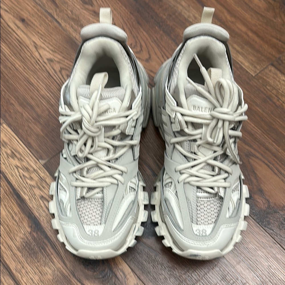 Balenciaga Women's Cream Sneakers
